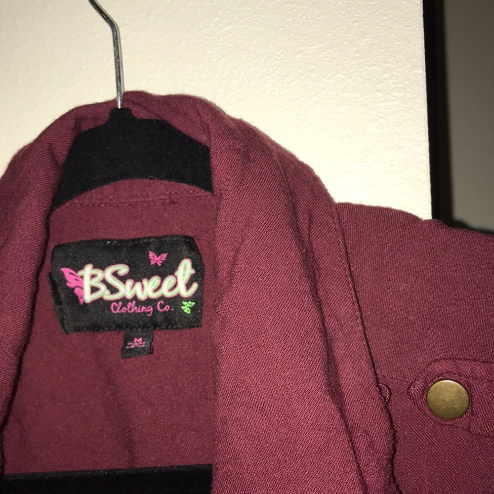 Maroon thin jacket - Picture 2 of 3